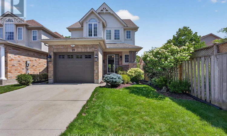 98 Rossmore Court