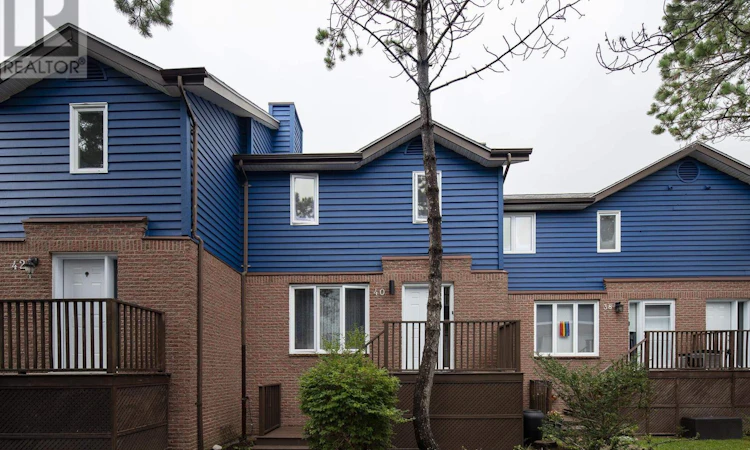 40 Attenborough Court