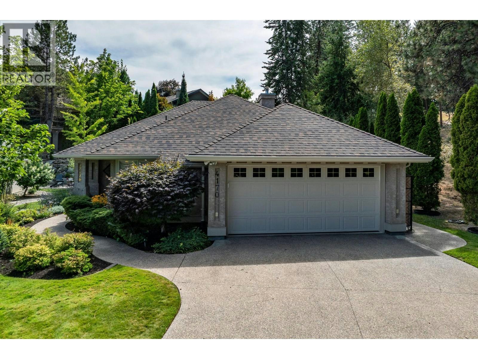 4170 Gallaghers Grove, Kelowna, BC, V1W 3Z9 - 2