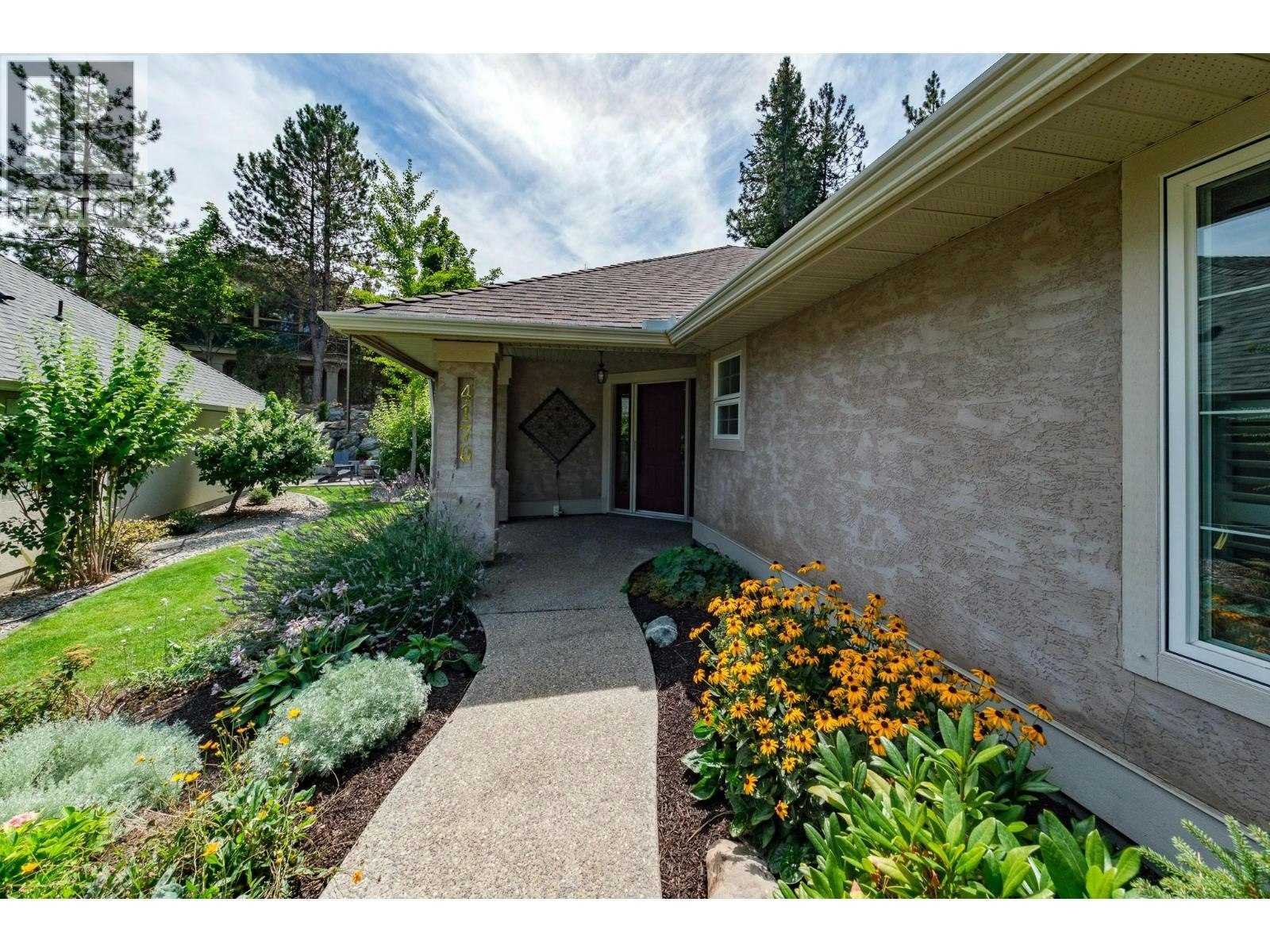 4170 Gallaghers Grove, Kelowna, BC, V1W 3Z9 - 3