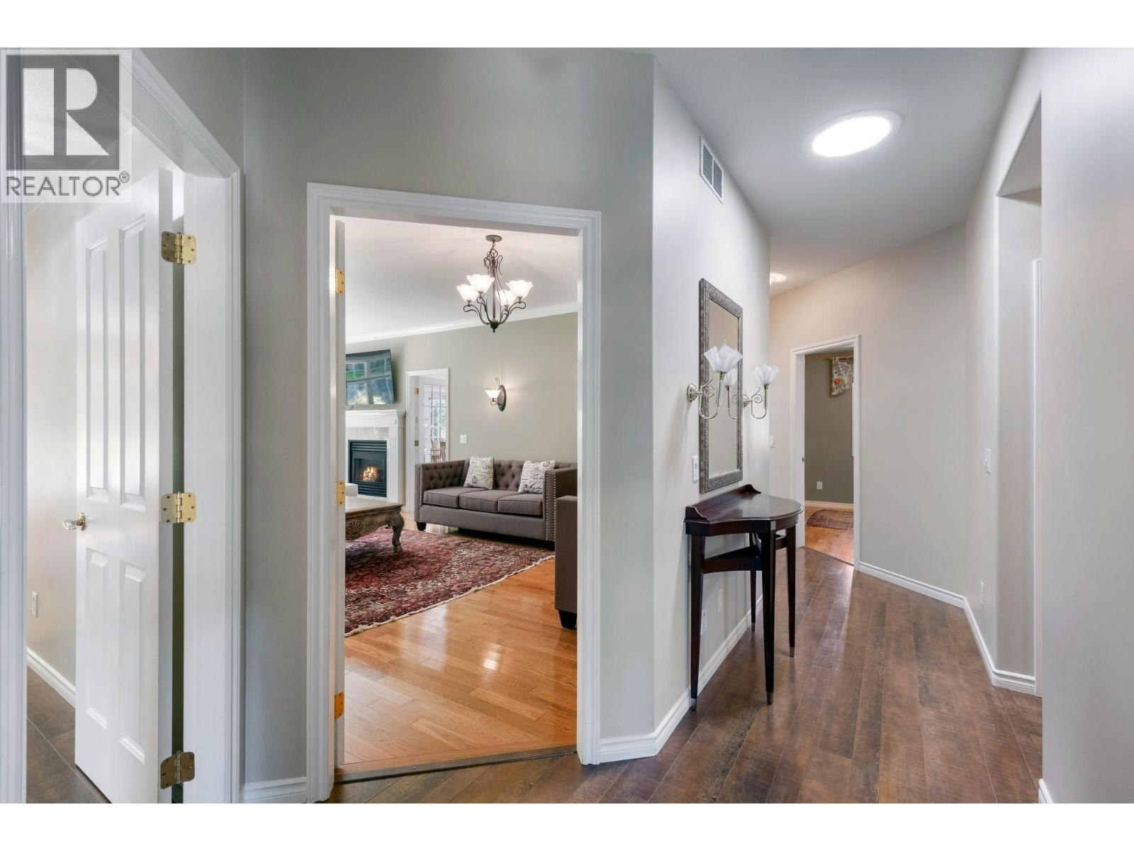 4170 Gallaghers Grove, Kelowna, BC, V1W 3Z9 - 4