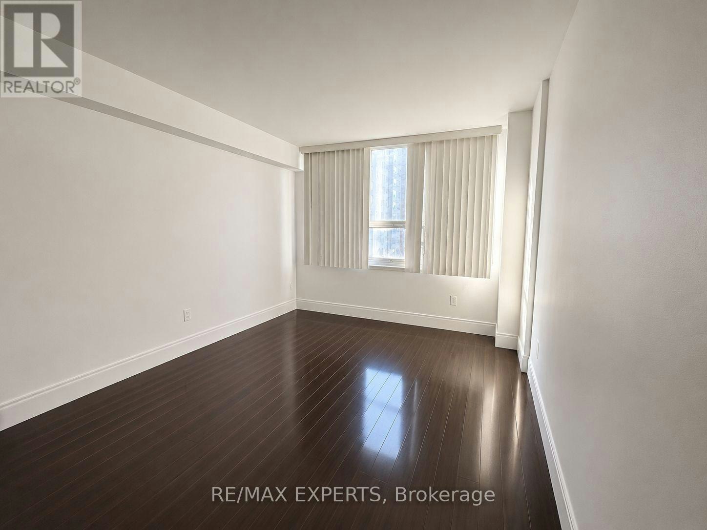410-50 Lotherton Pathway, Toronto, ON, M6B 2G7 - 6