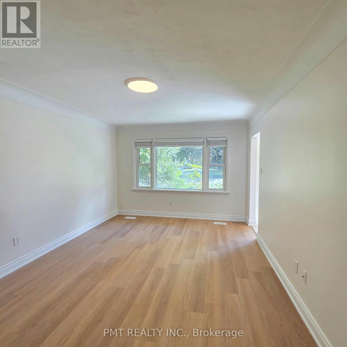143 Elgin Crescent, Waterloo, ON, N2J 2S5 - 7