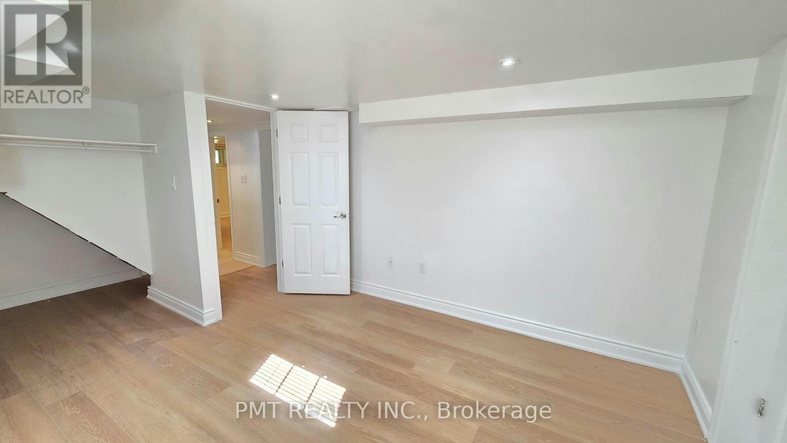 143 Elgin Crescent, Waterloo, ON, N2J 2S5 - 26
