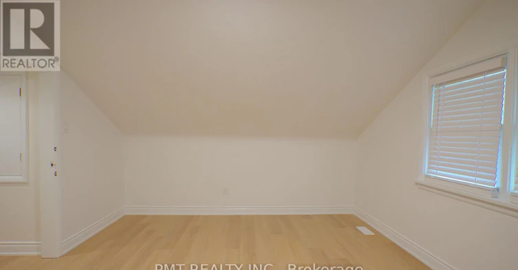 143 Elgin Crescent, Waterloo, ON, N2J 2S5 - 11