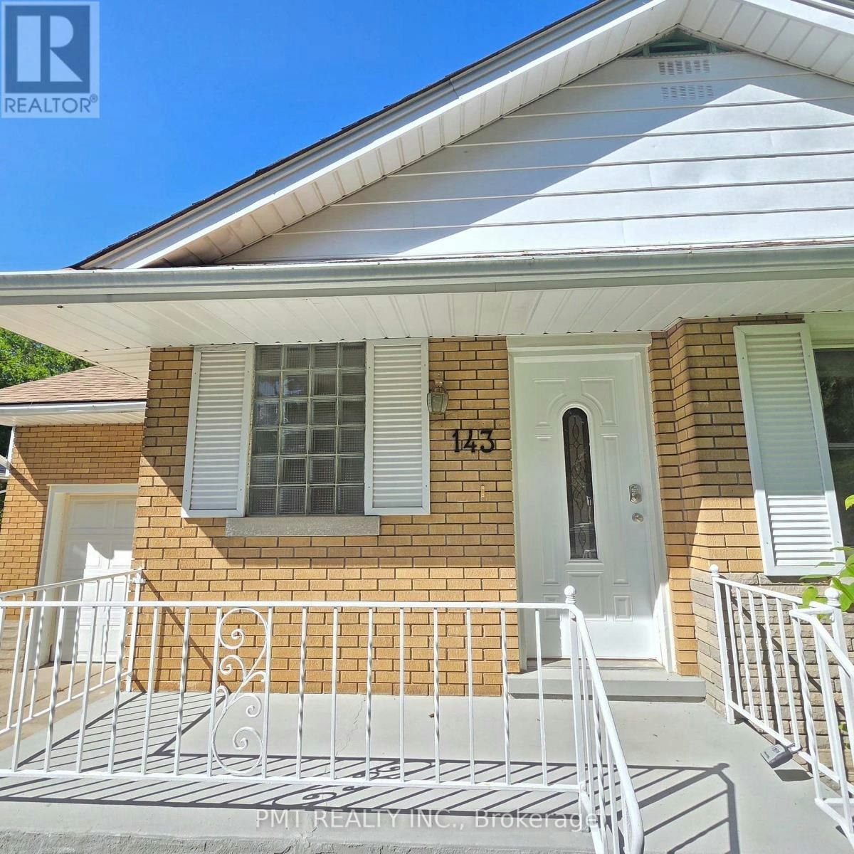 143 Elgin Crescent, Waterloo, ON, N2J 2S5 - 43