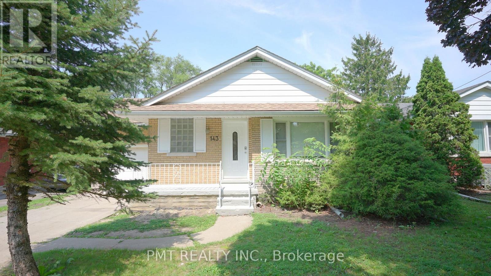 143 Elgin Crescent, Waterloo, ON, N2J 2S5