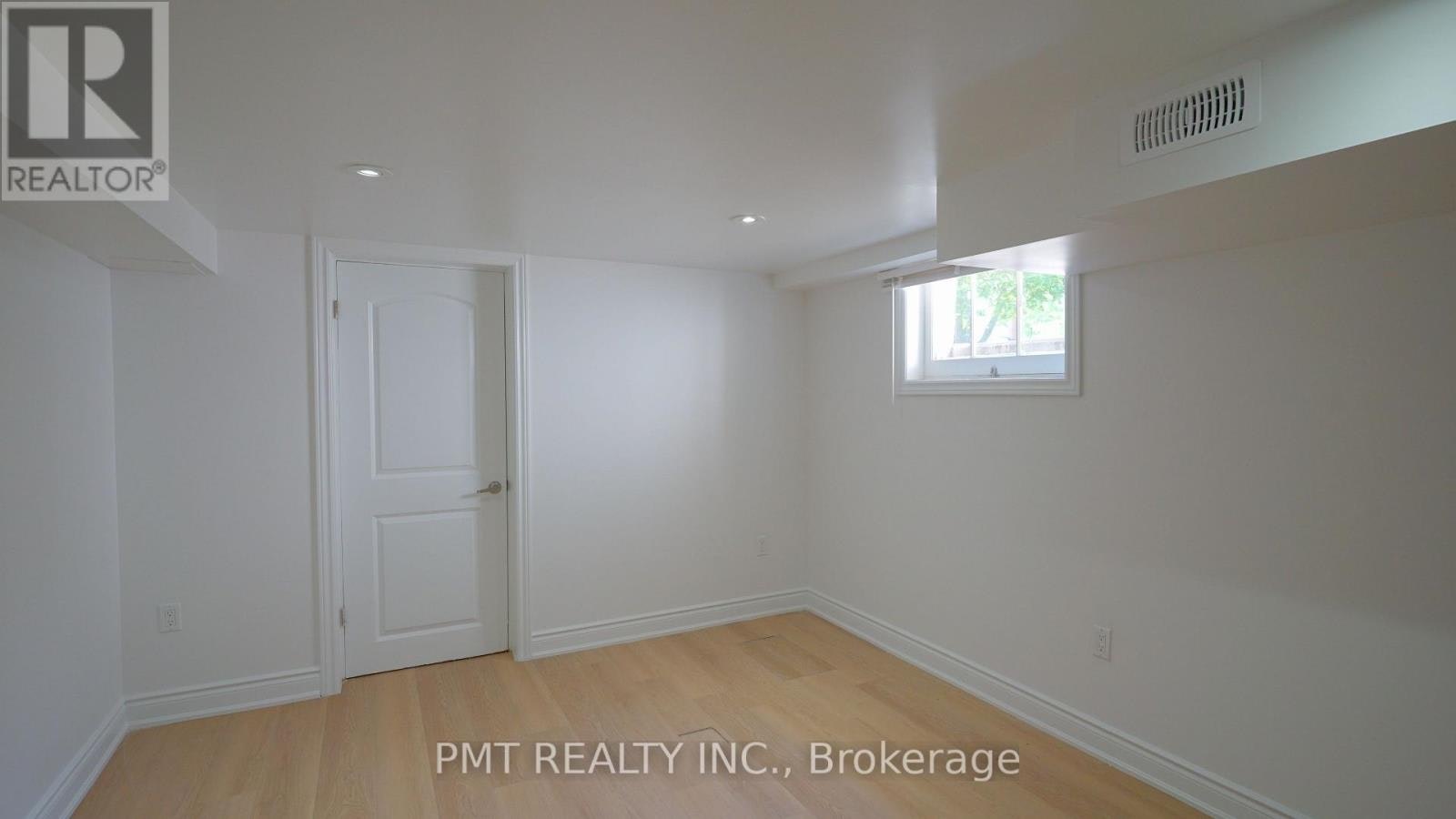 143 Elgin Crescent, Waterloo, ON, N2J 2S5 - 14