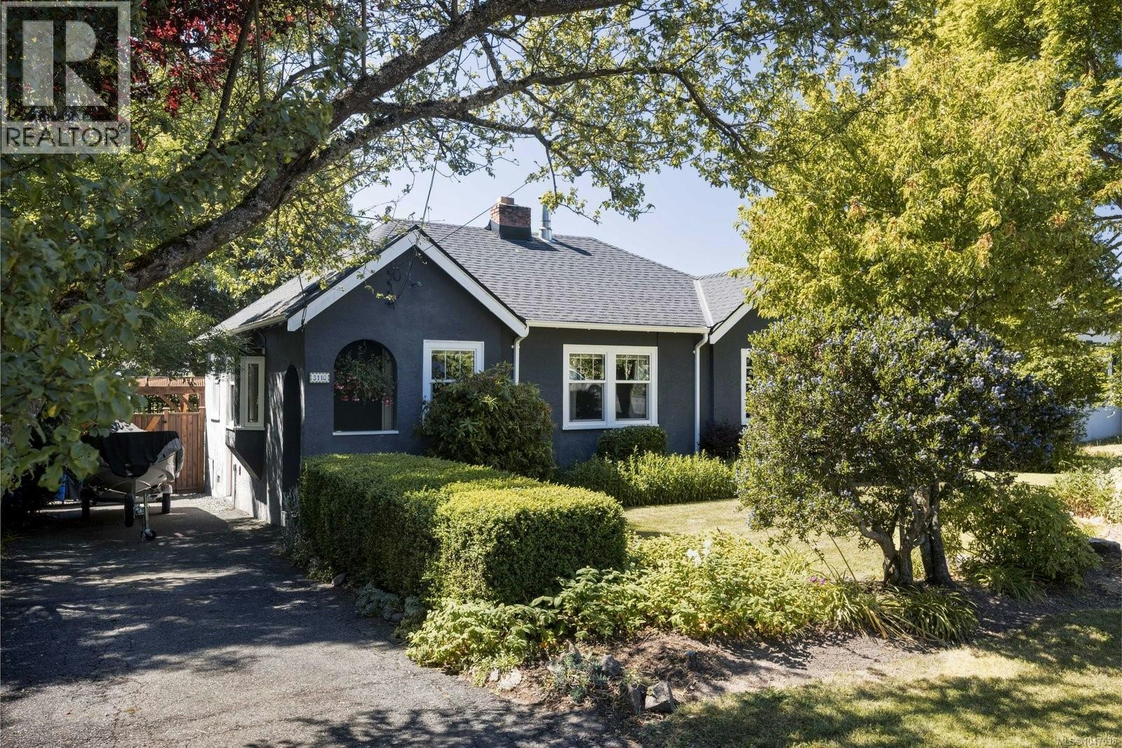 3110 Frechette Street, Saanich, BC, V8P 4N5