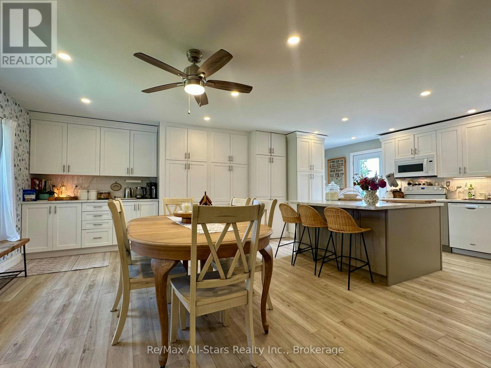 4 Warnica Drive, Kawartha Lakes, ON, K0M 1N0