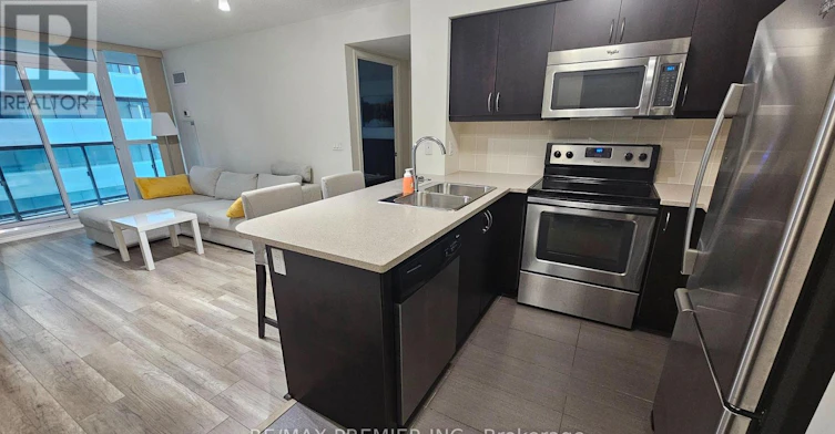 2507-19 Grand Trunk Crescent, Toronto, ON, M5J 3A3