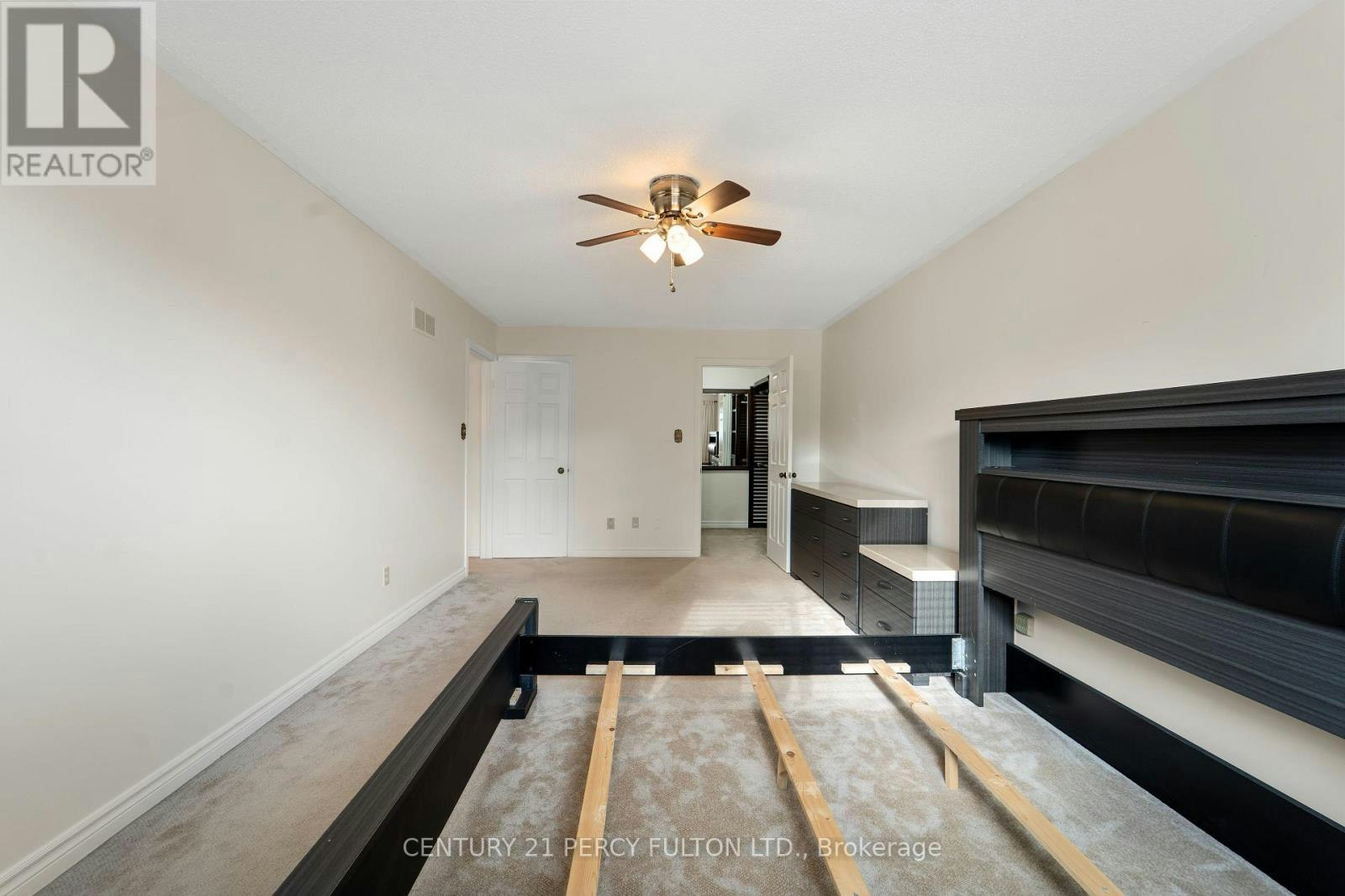 1913 Rosebank Road, Pickering, ON, L1V 1P7 - 17