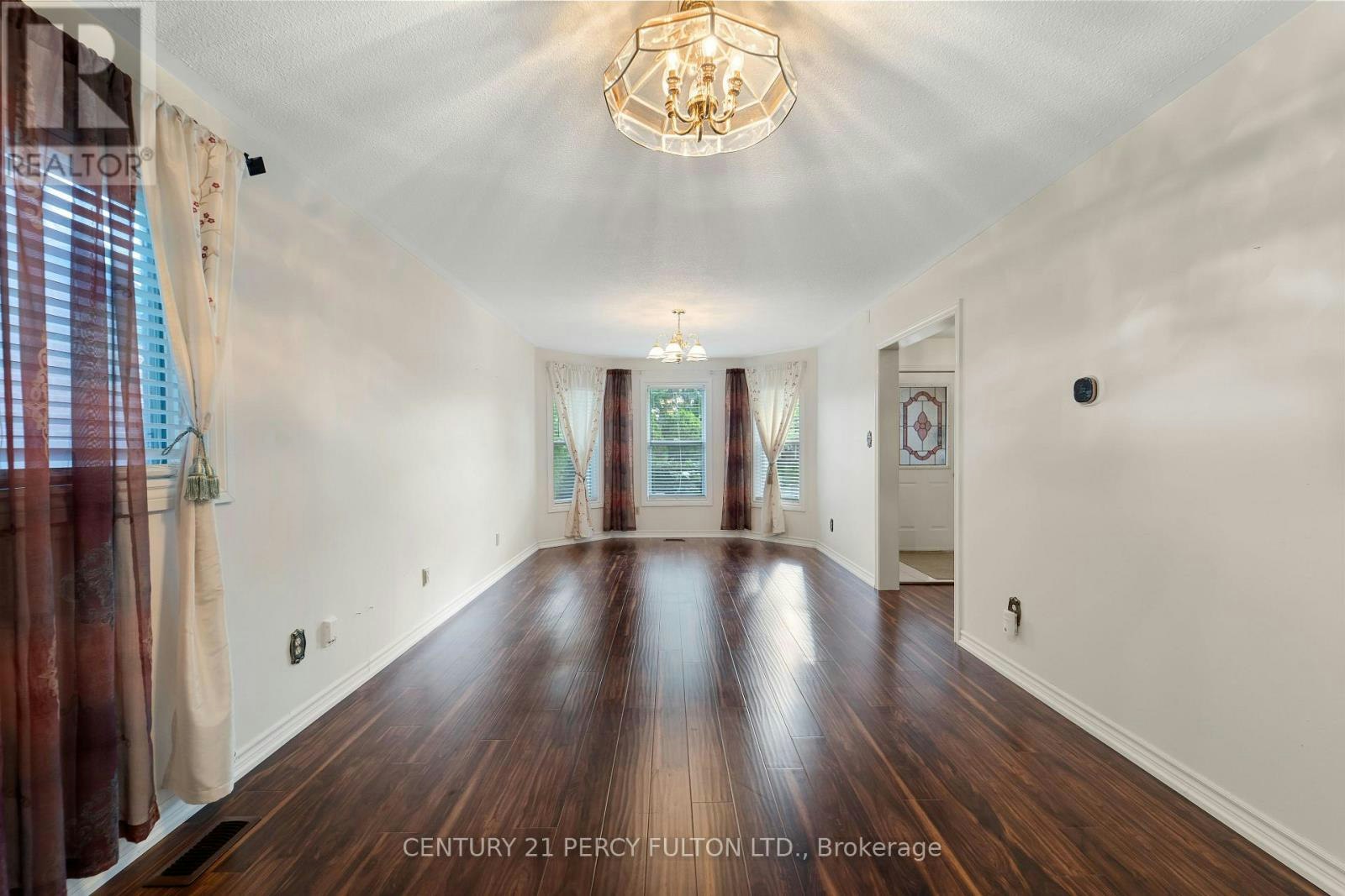 1913 Rosebank Road, Pickering, ON, L1V 1P7 - 5
