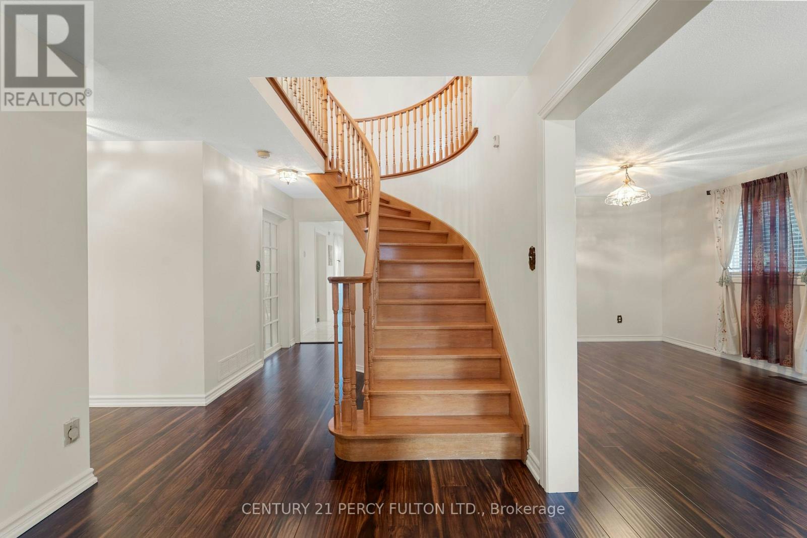1913 Rosebank Road, Pickering, ON, L1V 1P7 - 14