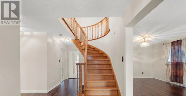 1913 Rosebank Road, Pickering, ON, L1V 1P7 - 14