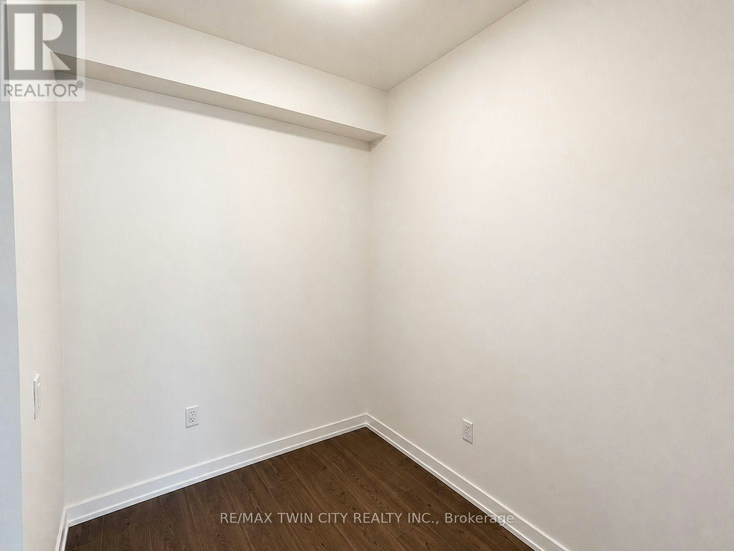 2711-30 Francis Street, Kitchener, ON, N2G 1H7 - 12