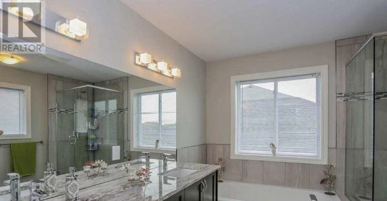 1221 Gough Road, London, ON, N5X 0H2 - 11