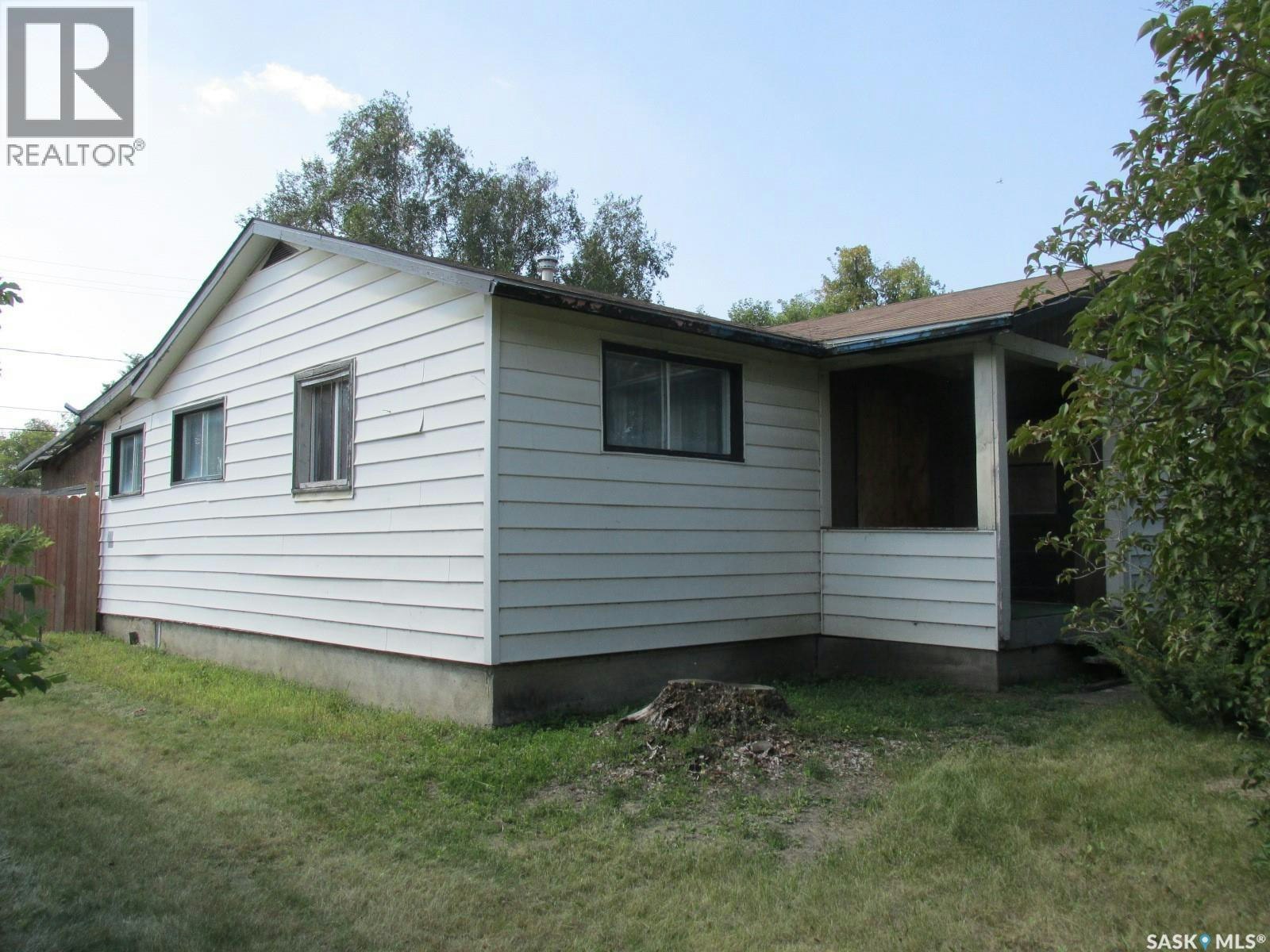 800 9th Avenue W, Nipawin, SK, S0E 1E0