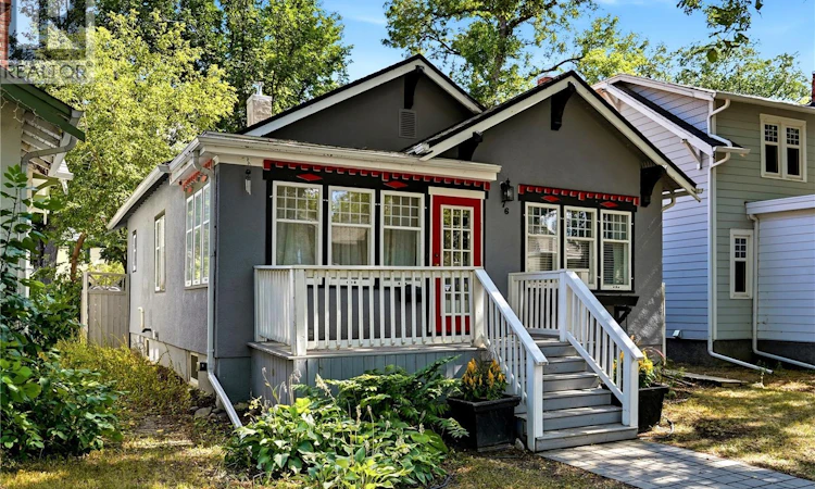 76 Angus Crescent