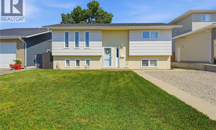 1630 Spadina Drive