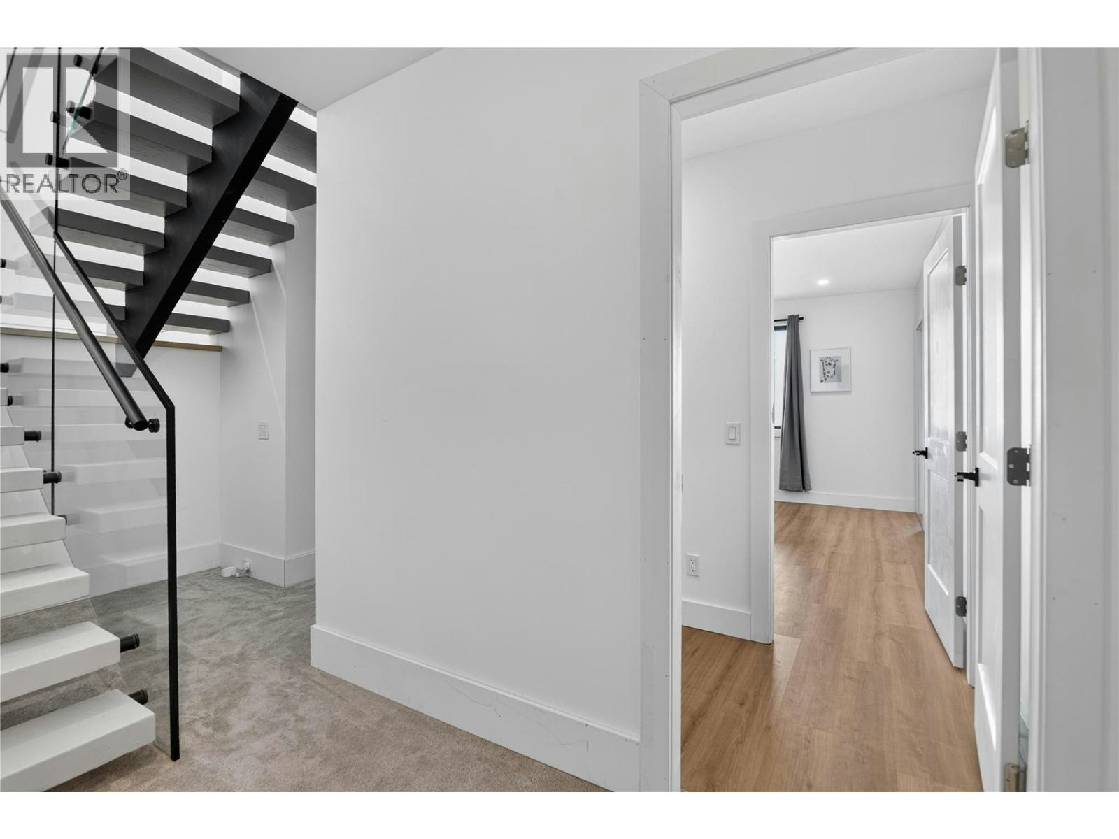 446 Redtail Court, Kelowna, BC, V1W 0B1 - 55