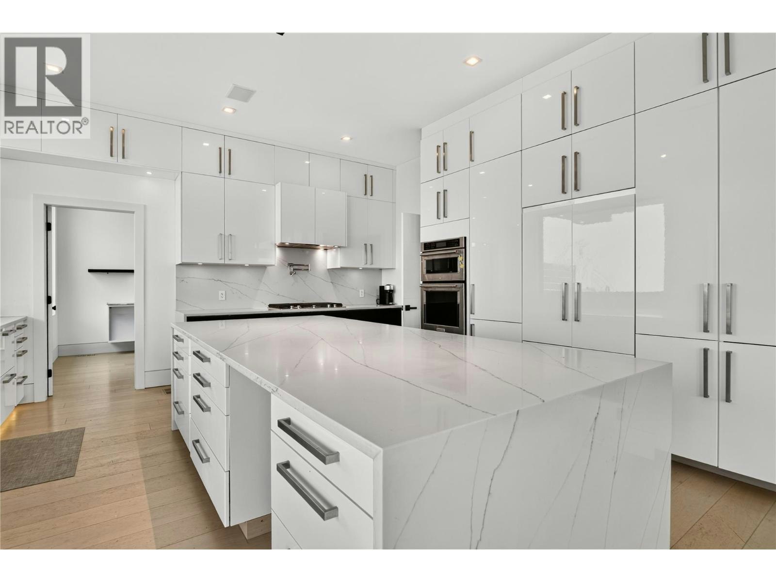 446 Redtail Court, Kelowna, BC, V1W 0B1 - 19