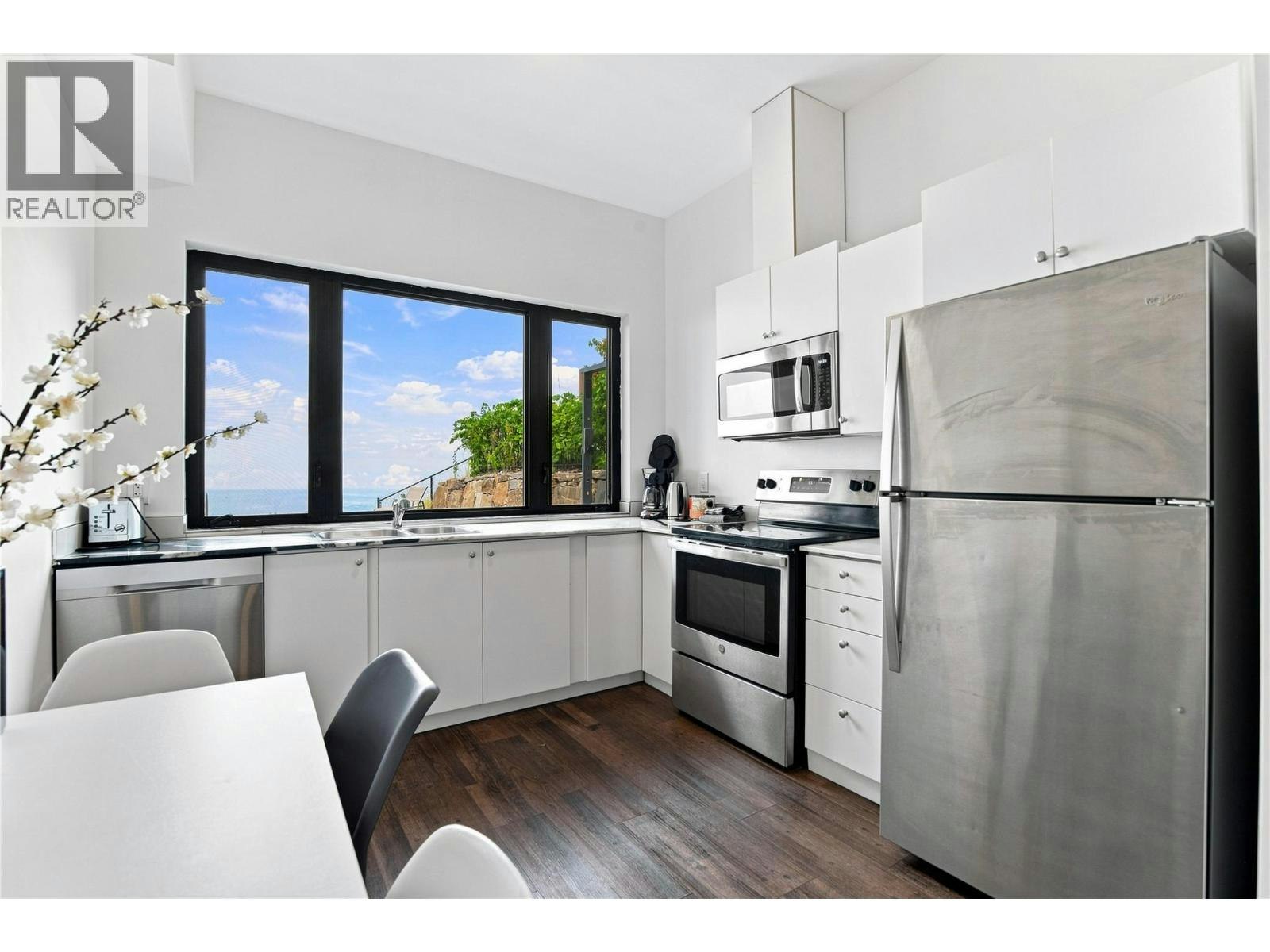 446 Redtail Court, Kelowna, BC, V1W 0B1 - 70