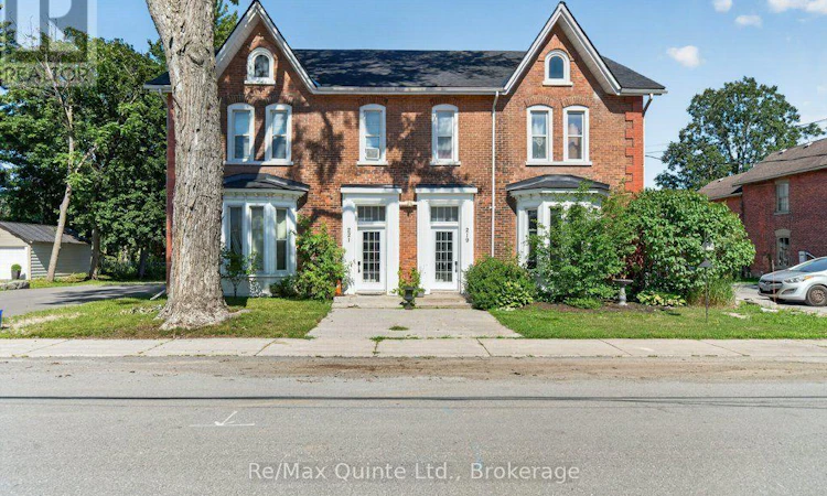 221 Albert Street