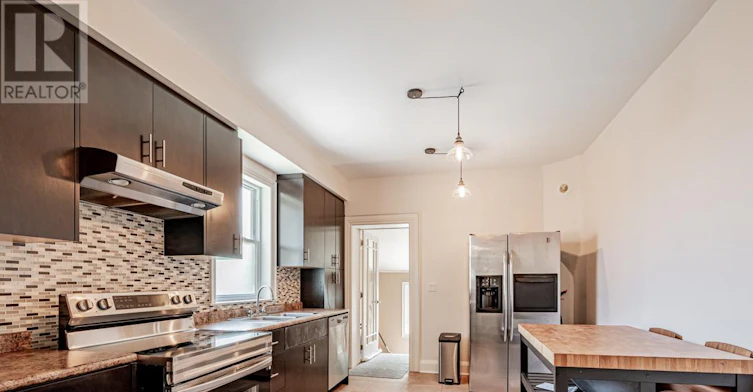 5 Bank Street, Toronto, ON, M6K 1R4 - 7