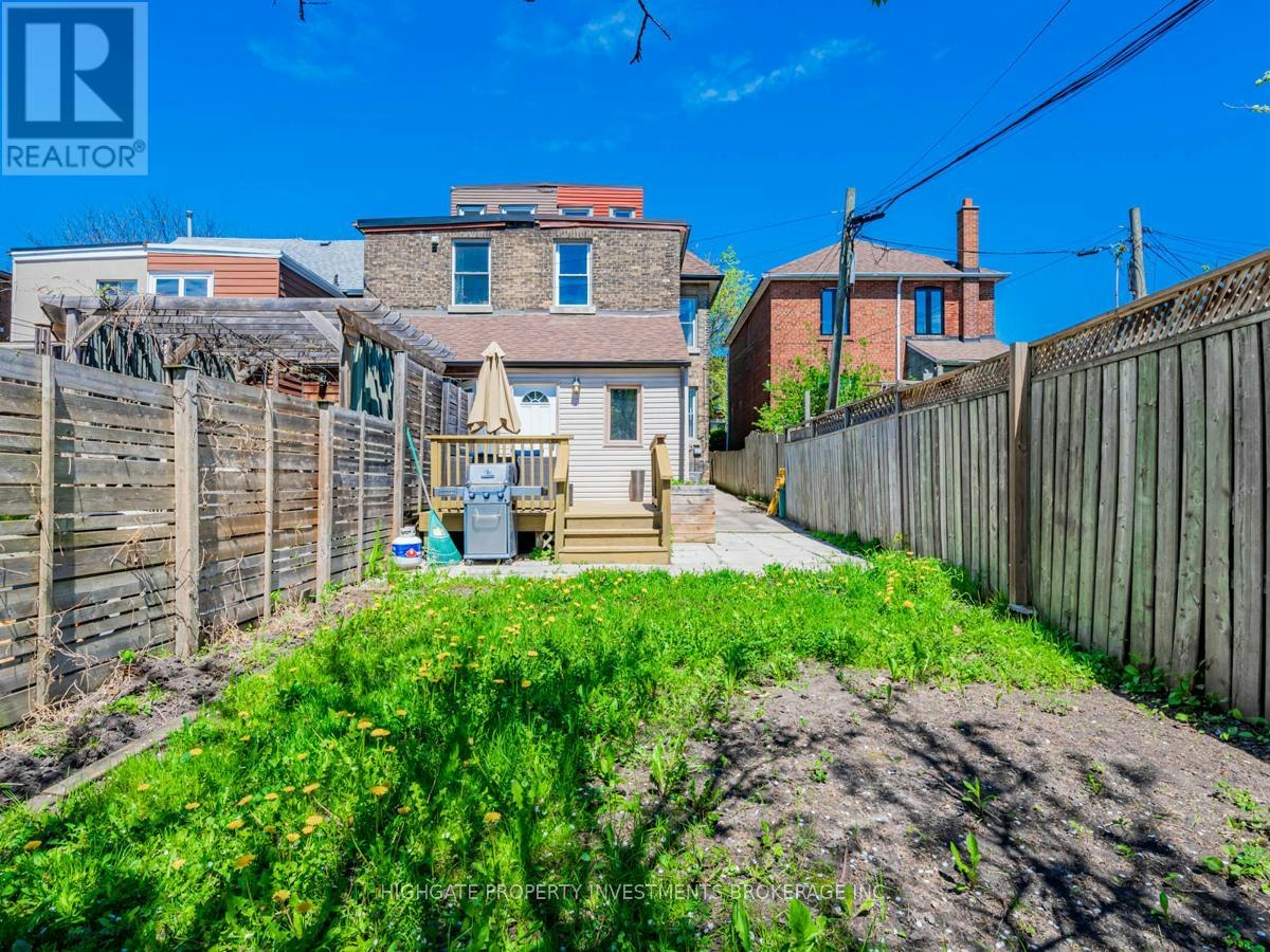 5 Bank Street, Toronto, ON, M6K 1R4 - 28