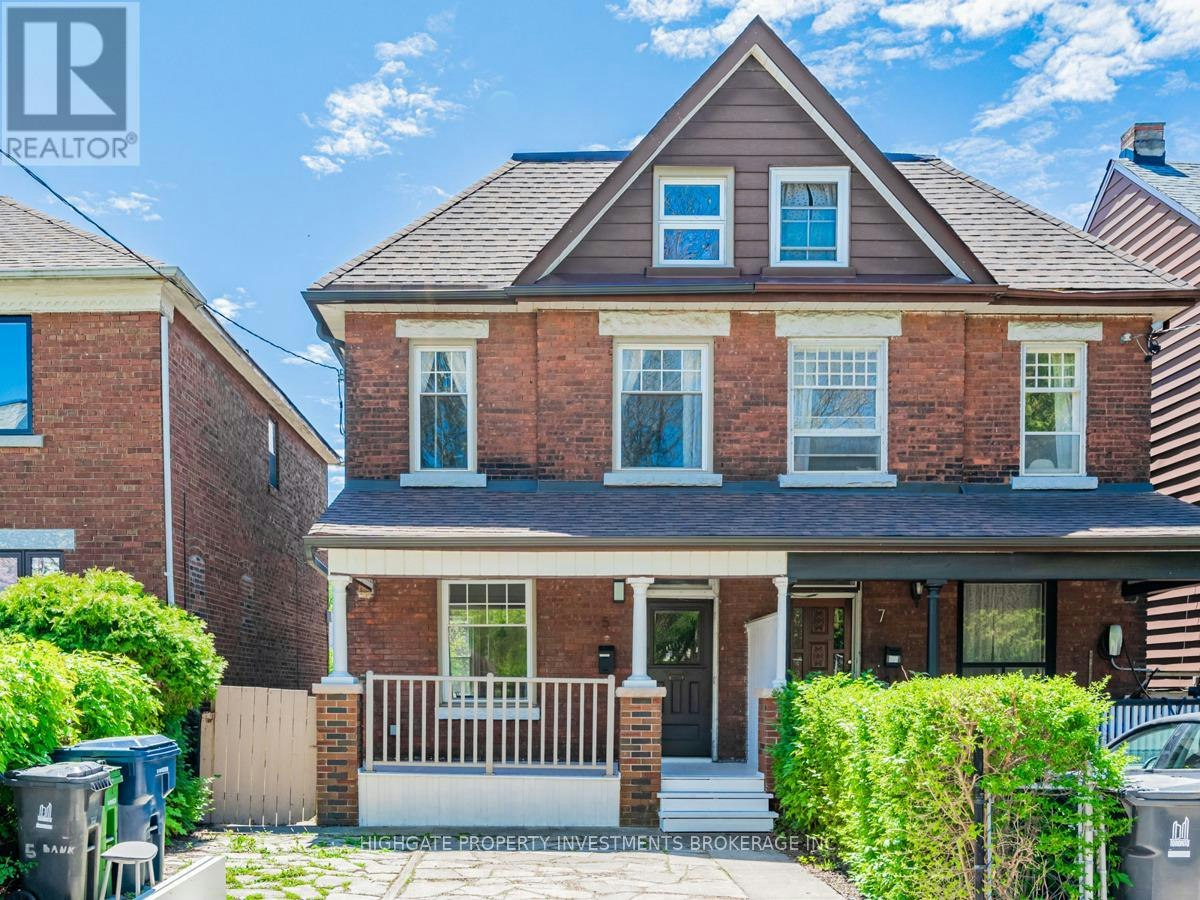 5 Bank Street, Toronto, ON, M6K 1R4