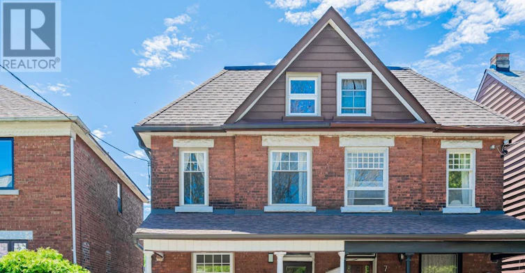5 Bank Street, Toronto, ON, M6K 1R4