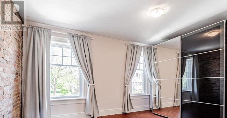 5 Bank Street, Toronto, ON, M6K 1R4 - 18