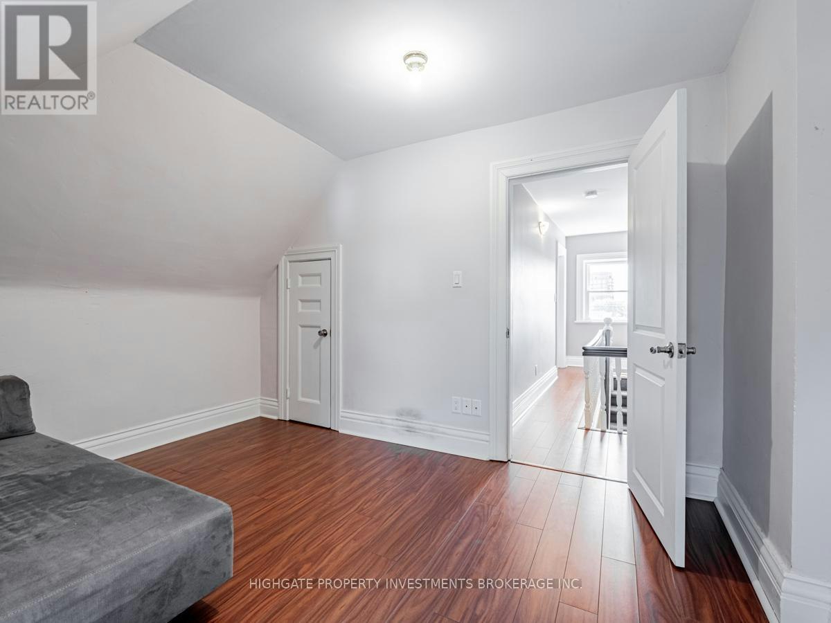 5 Bank Street, Toronto, ON, M6K 1R4 - 24