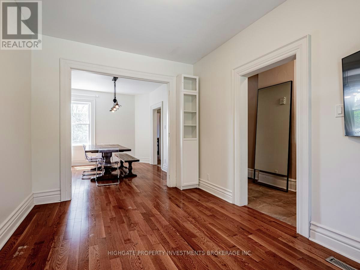 5 Bank Street, Toronto, ON, M6K 1R4 - 5