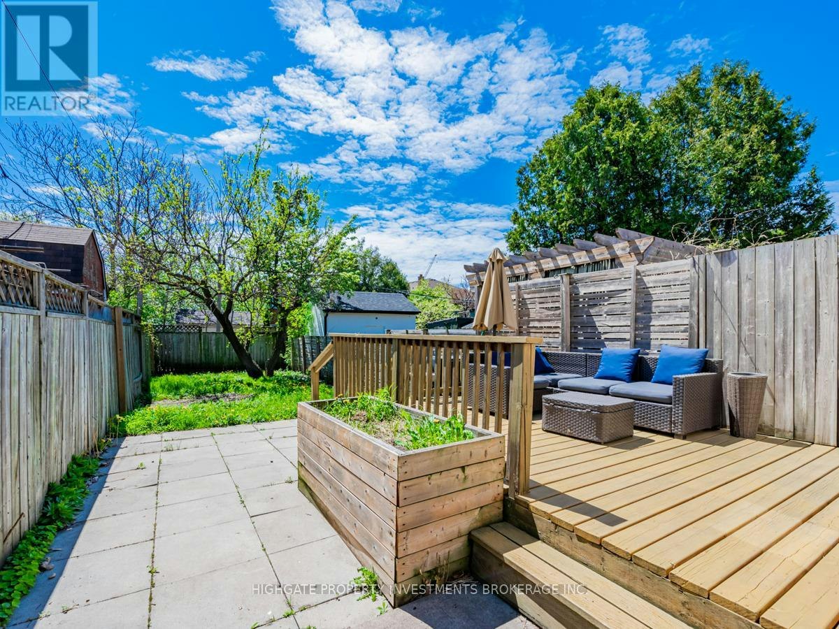 5 Bank Street, Toronto, ON, M6K 1R4 - 27
