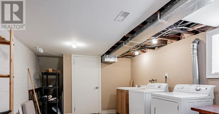 5 Bank Street, Toronto, ON, M6K 1R4 - 25