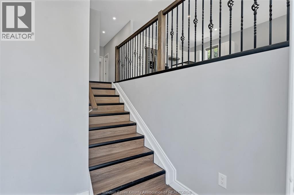 1-1845 Longfellow Avenue, Windsor, ON, N9B 3J5 - 4