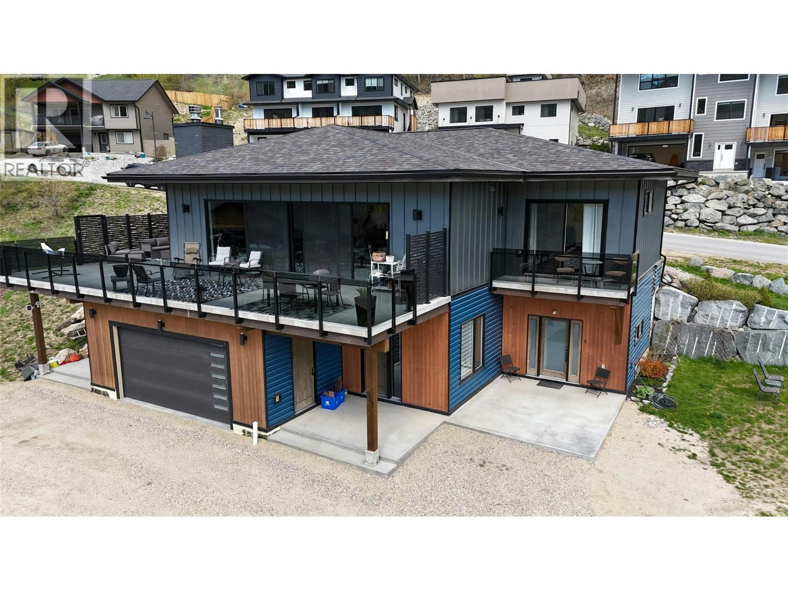 941 Redstone Drive, Rossland, BC, V0G 1Y0