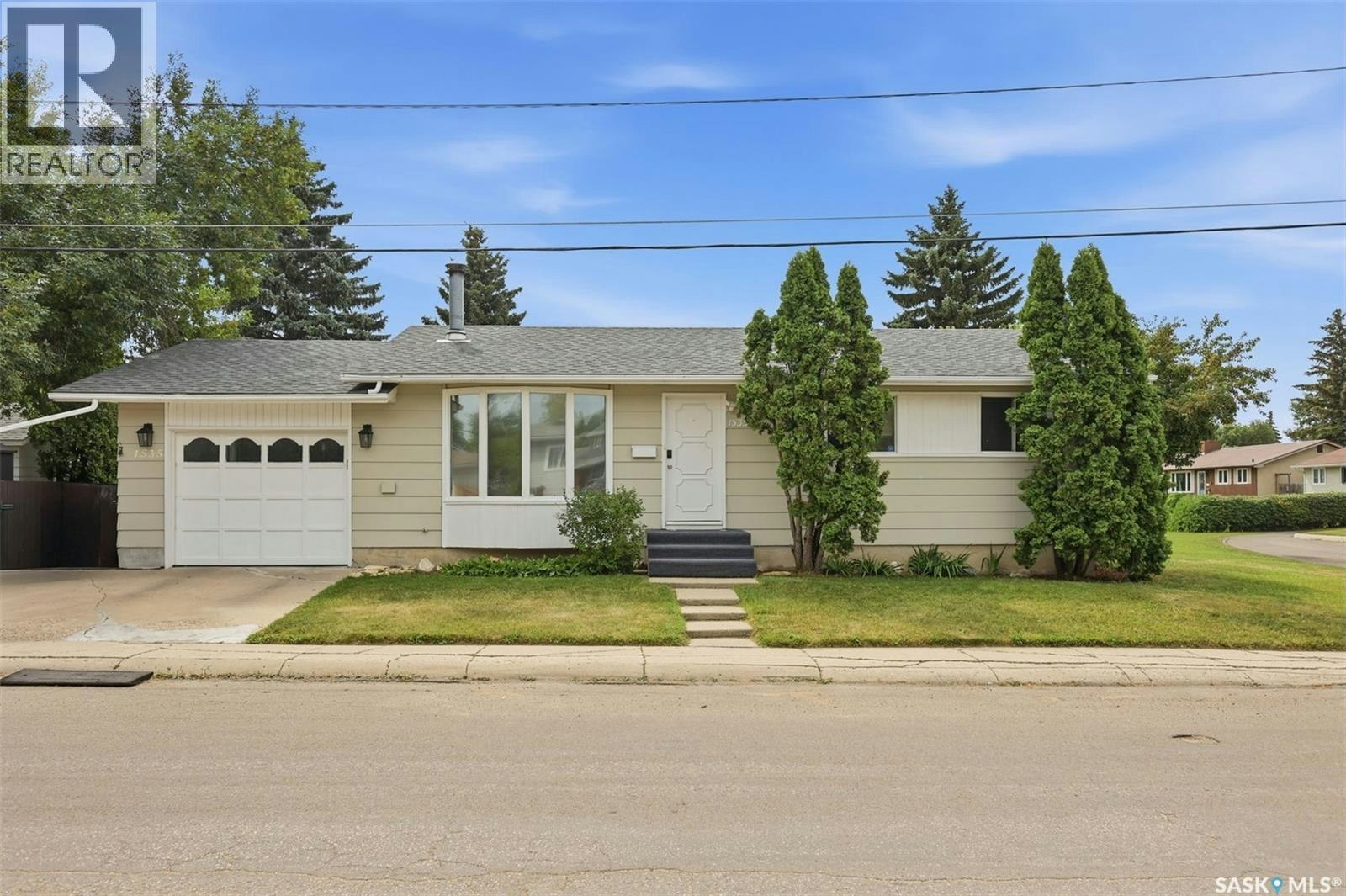 1535 Laura Avenue, Saskatoon, SK, S7N 2R8