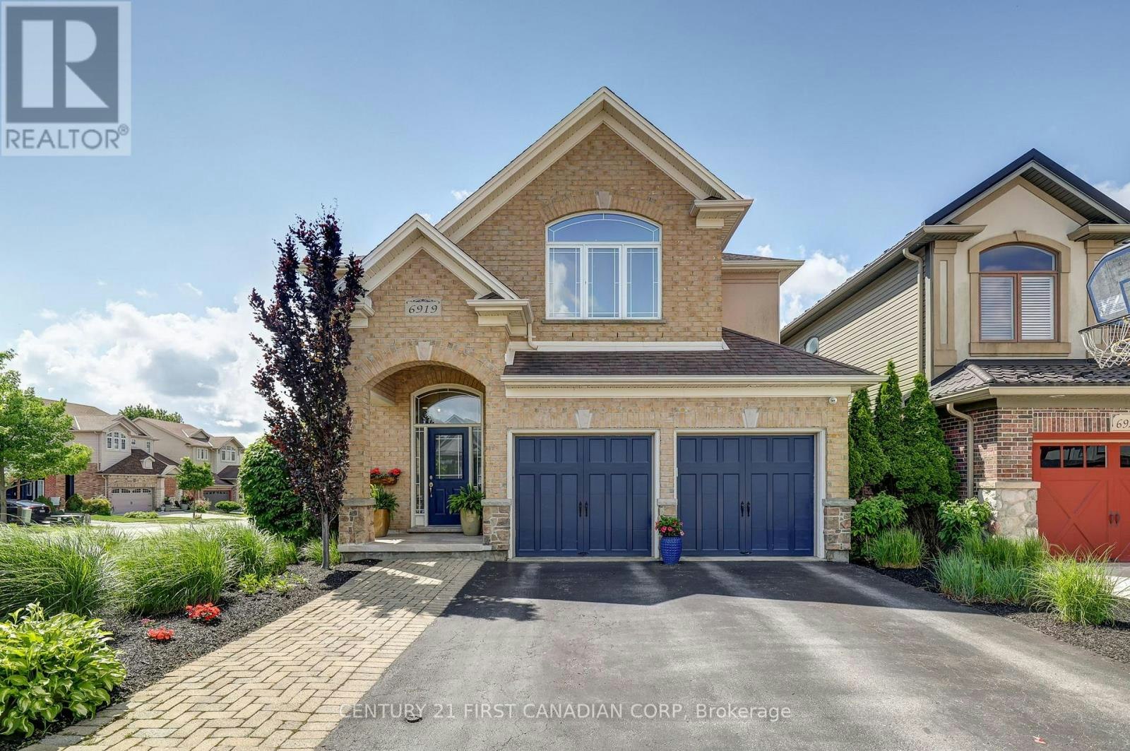 6919 Raleigh Boulevard, London, ON, N6K 5B6