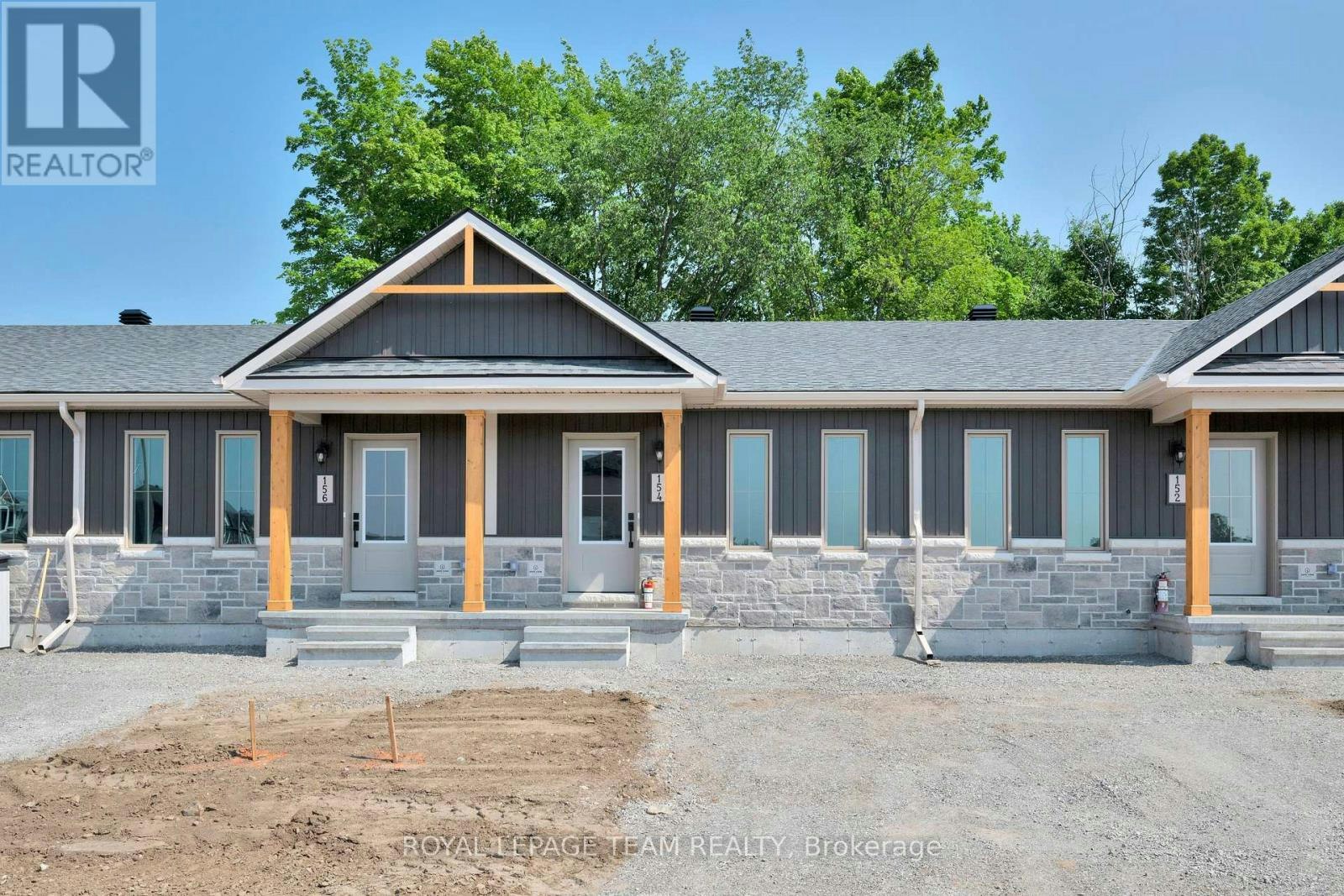 142 Doctor Agnes Craine Drive, Smiths Falls, ON, K7A 0A5