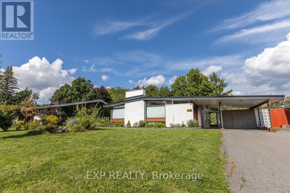 5 Beliveau Street, Ottawa, ON, K2E 5L2