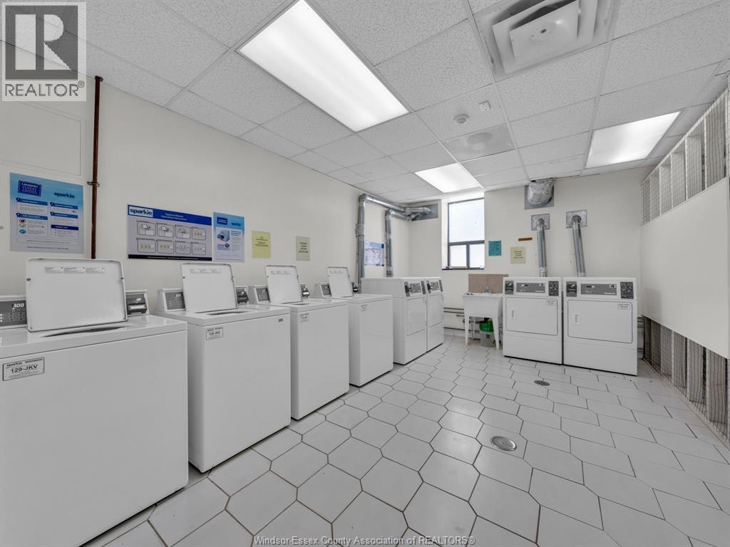 3177 Riverside Drive, Windsor, ON, N8Y 1A5 - 17