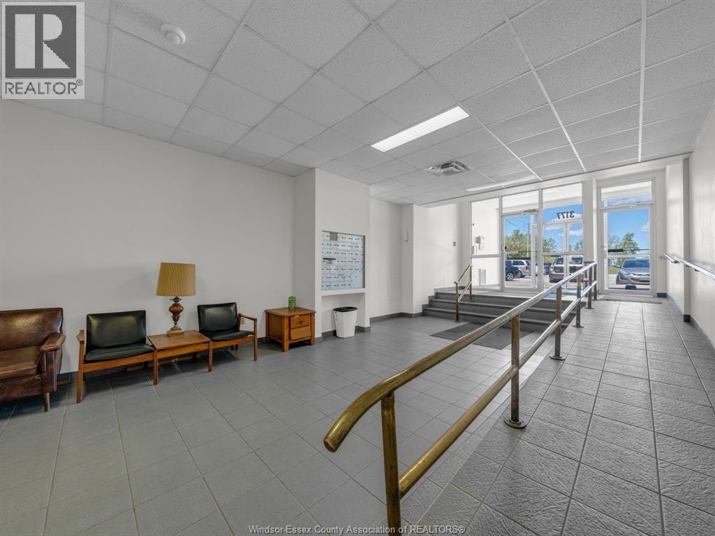 3177 Riverside Drive, Windsor, ON, N8Y 1A5 - 16