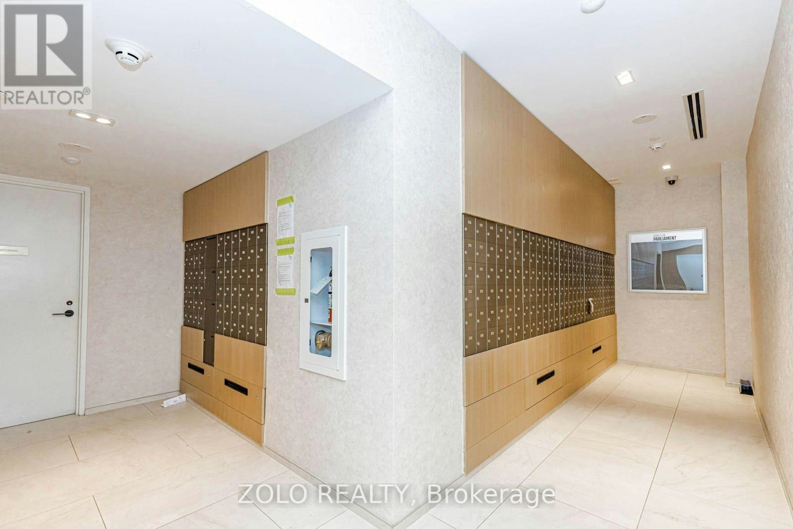 465-30 Dreamers Way, Toronto, ON, M5A 0Y7 - 42