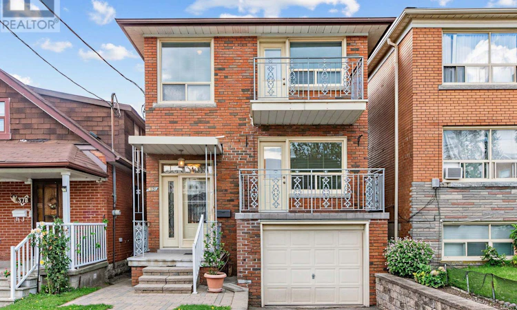 380 Glenholme Avenue