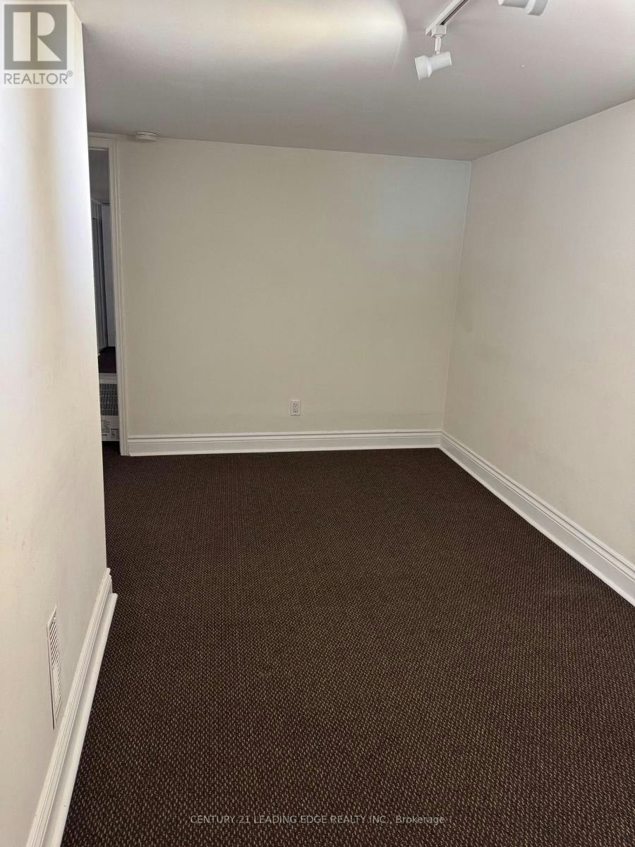 293 Oshawa Boulevard N, Oshawa, ON, L1G 5T2 - 11