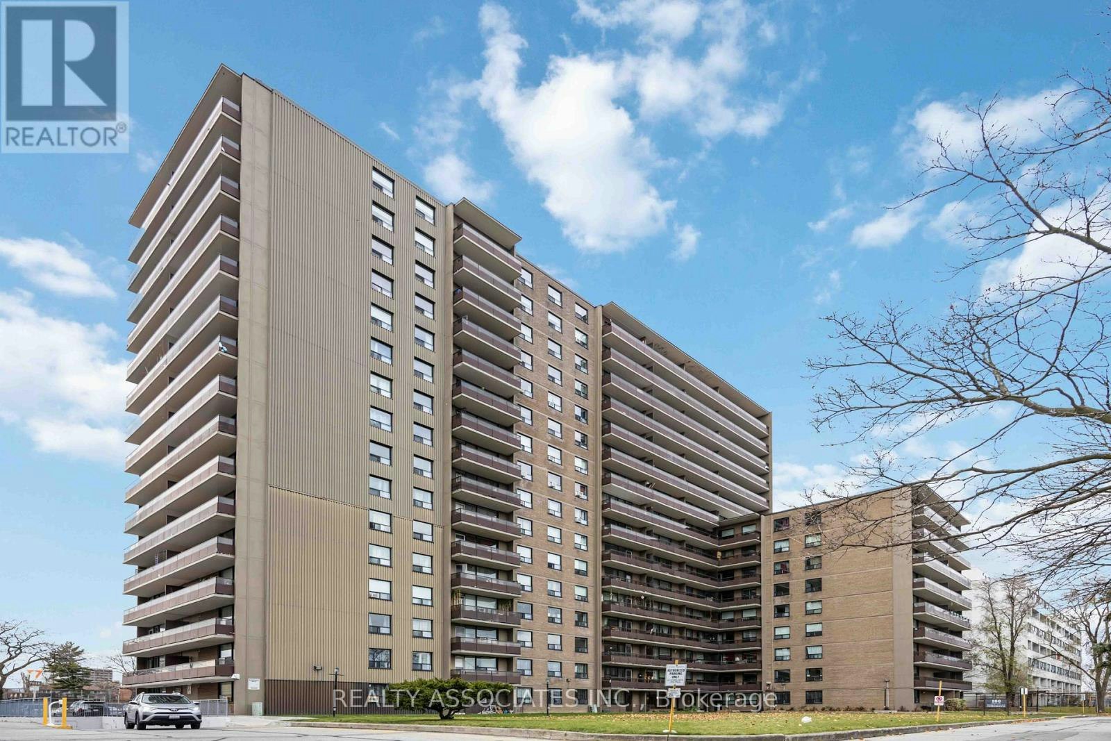 811-180 Markham Road, Toronto, ON, M1M 2Z9