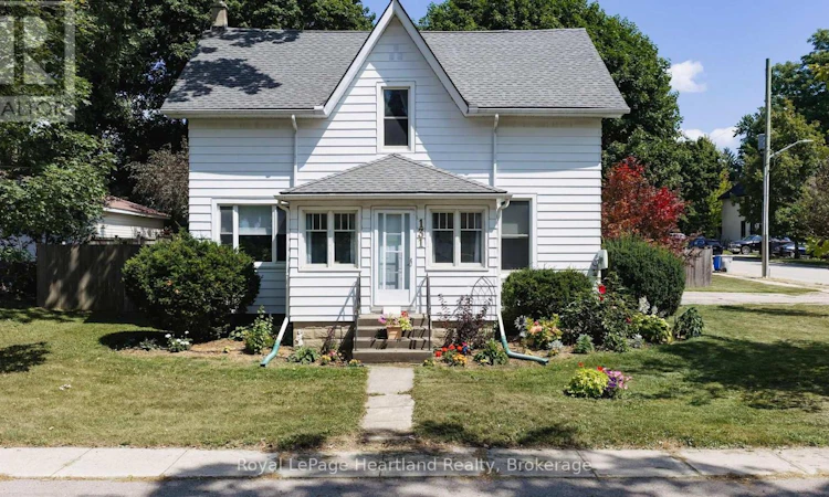 131 Rattenbury Street W